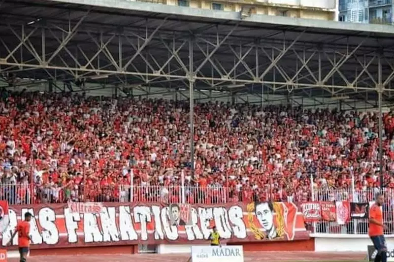 لمنع عقوبات كاف.. شباب بلوزداد يوجه تحذيرًا قويًا لجماهيره قبل موقعة الزمالك 